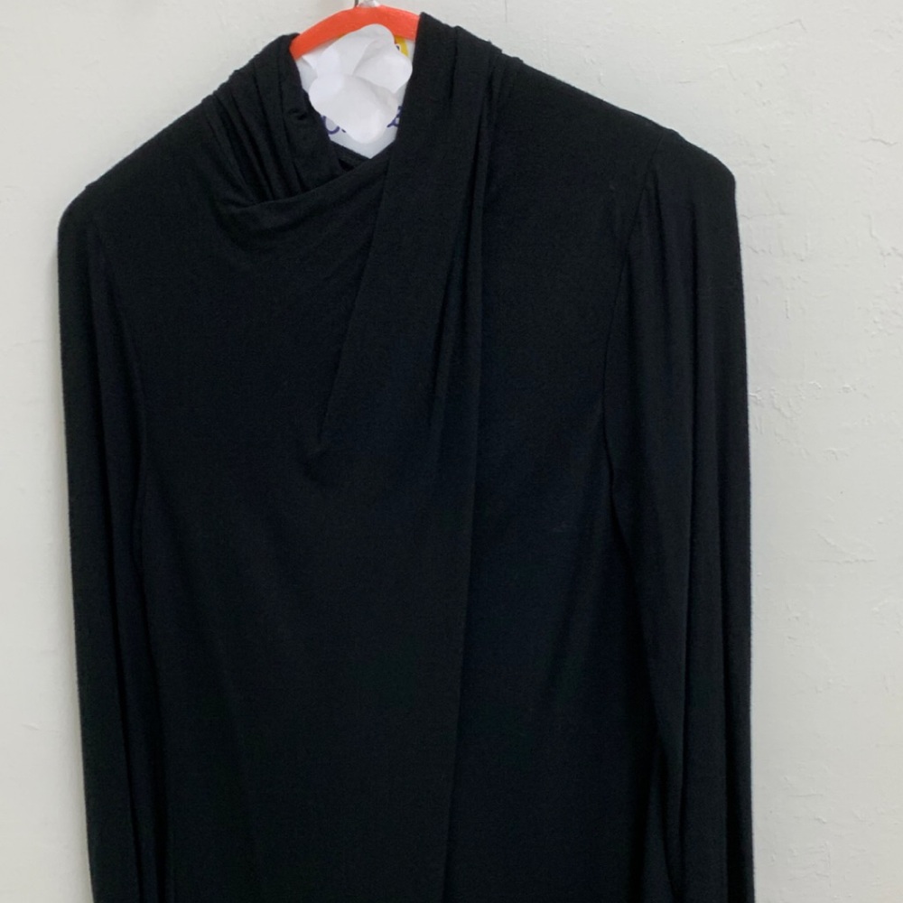 Women’s Elie Tahari sweater